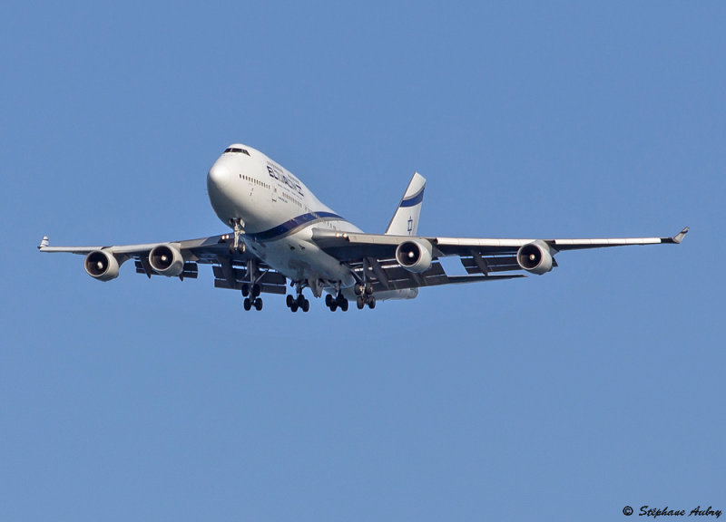 Boeing 747-458