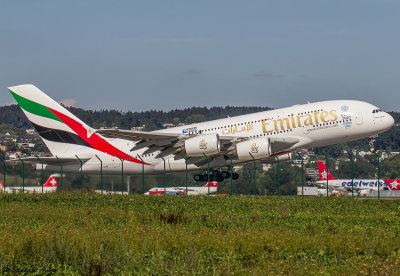 Airbus A380-861