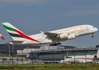 Airbus A380-861