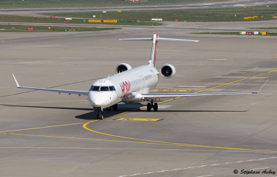Bombardier CRJ-1000EL (CL-600-2E25)
