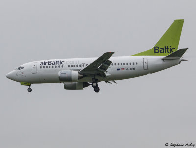 Boeing 737-500