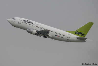 Boeing 737-500