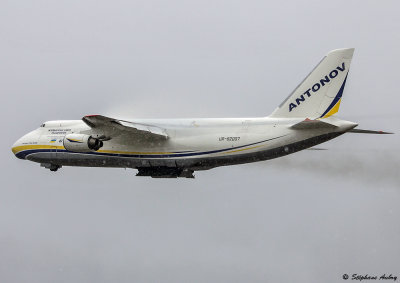 Antonov An-124-100M