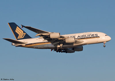 9V-SKS Airbus A380-841 Singapore Airlines 