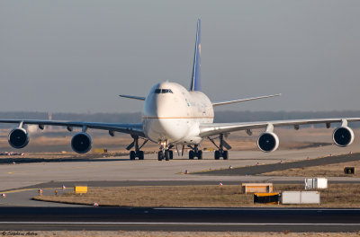 Boeing 747-412(BDSF)