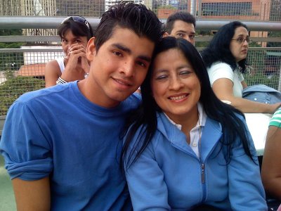 Vicente and Aunty Edith.JPG