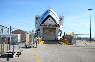 MV Jiimaan getting ready to unload, Leamington, Ontario