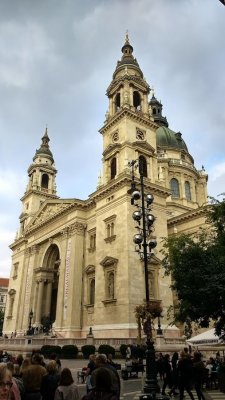 Imposing art museum Budapest.JPG