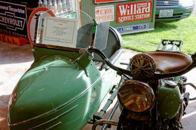 17-1940 Indian with sidecar.jpg