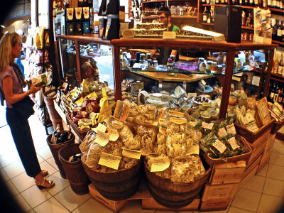Wine & Cheese shop