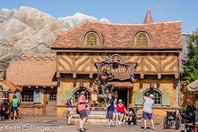 Gaston's Tavern