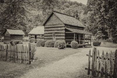 Cherokee Farm Museum & Mingus Mill