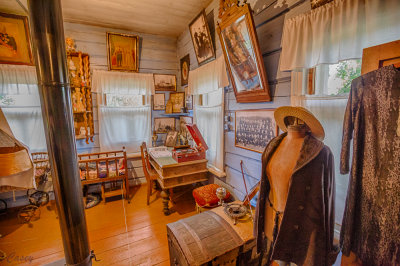 Living room (2)