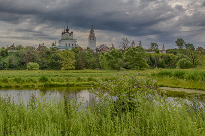 A view east to Suzdal.