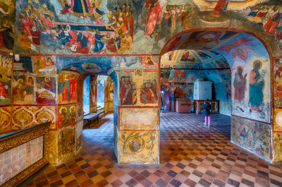Exit to the rear of the chapel. (HDR)