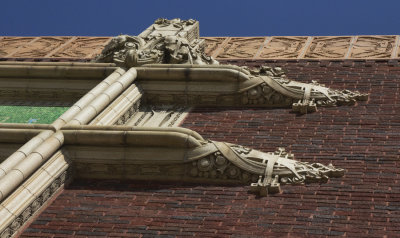 Terra cotta ornament on side façade