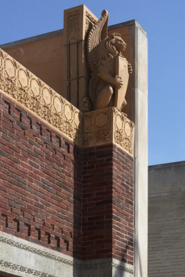 Winged lion on top of rear of lower portion of bank