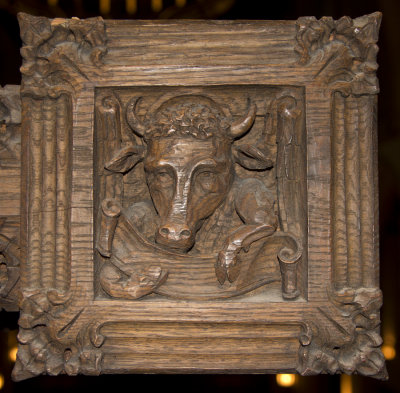 Rood Screen: right rear rood symbol