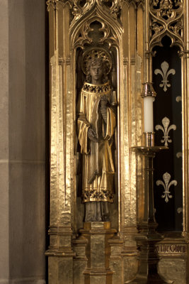 Lady Chapel Reredos: left angel