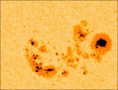 Sunspots_AR1890_Y20131106.PNG