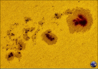 SunspotAR1944_Y2013Jan8.PNG