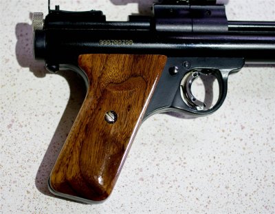 Benjamin Sheridan E9A Pistol.
