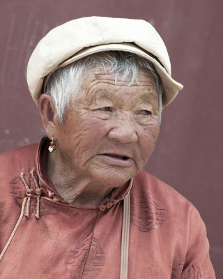 Old Lady at Gandan Monastery