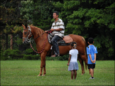 horse and 2 kids doneDSC_3040.jpg