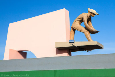 Monumento-aos-garimpeiros-Boa-Vista-RR-120212-8033.jpg