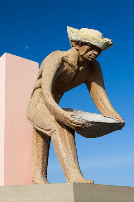Monumento-aos-garimpeiros-Boa-Vista-RR-120212-8041.jpg