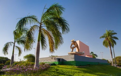 Monumento-aos-garimpeiros-Boa-Vista-RR-120212-8048.jpg