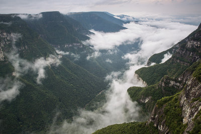 Fenomeno-Viracao-Canion-Fortaleza-Cambara-do-Sul-130504-4731.jpg