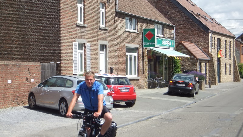 Kleiner Supermarkt bei Emines