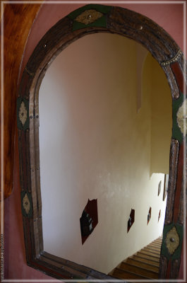 Inlaid decorated mirror frame