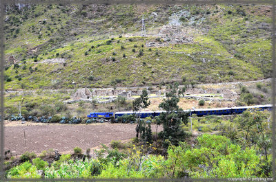 First class train traveling between Cusco and Machu Picchu