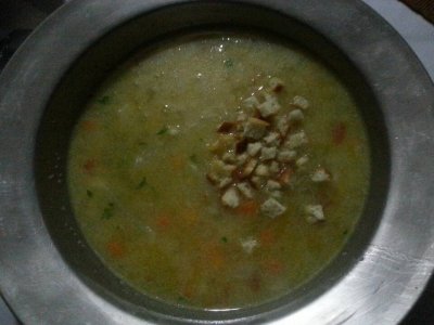 Nutritious soup - Quina, carrots and green veggies