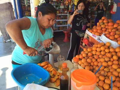 Freshly squeezed juice - super fresh and cheap