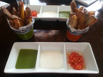 Fried yuccas and dipping sauces