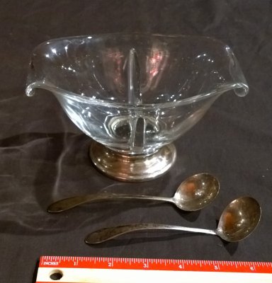 Glass Condiment or Chutney Dish w Silver Spoons