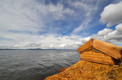 Uros Floating Island - Titicaca Lake