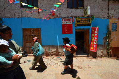 Street in Pisaq