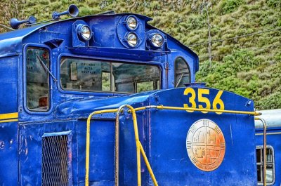 Train to Machu Picchu - Ollantaytambo Station