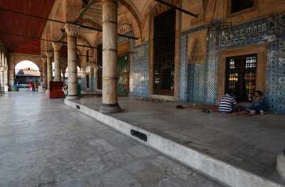 Arcade - Rstem Pasha Mosque