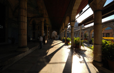 Arcade - Rstem Pasha Mosque 