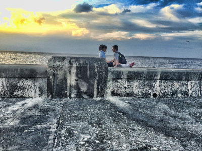 Young couple on the Malecon