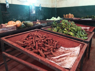 vegetable market, Havana