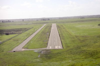 Final for Rwy 18 Franklin Field