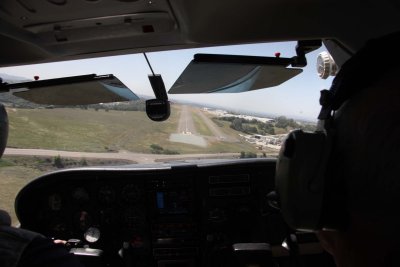 Short Final Rwy 19