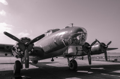 Boeing B-17G Fortress Sally B' toned