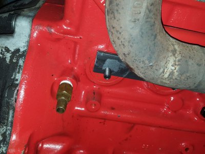 plug_retainer_rear.jpg